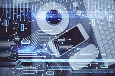 Çalışma masası üzerinde çoklu teknoloji temalı çizim. Üst Manzara. Küresel veri analiz kavramı.