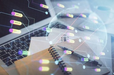 Masa arkasında kahve ve eşyalar olan iki kat harita çizimi ve masaüstü görüntüsü. Küresel veri kavramı.