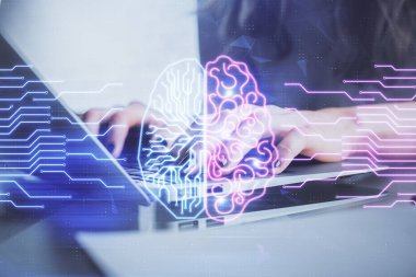 Bilgisayar ve beyin hologramı çizimleri üzerinde çalışan kadın elleri çift pozlama. Ai kavramı.