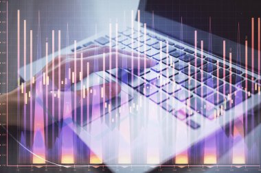 Bilgisayarda ve ön x grafik hologram çiziminde kadın eli yazarken çift pozlama. Borsa analizi kavramı.