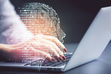 Bilgisayar ve insan beyin hologramı çizimleri üzerinde çalışan kadın ellerine çok maruz kaldı. Ai teknoloji konsepti.