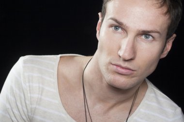 adam portresi