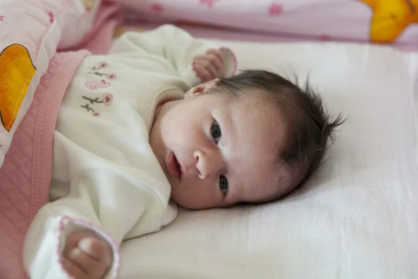 Kleine baby — Stockfoto