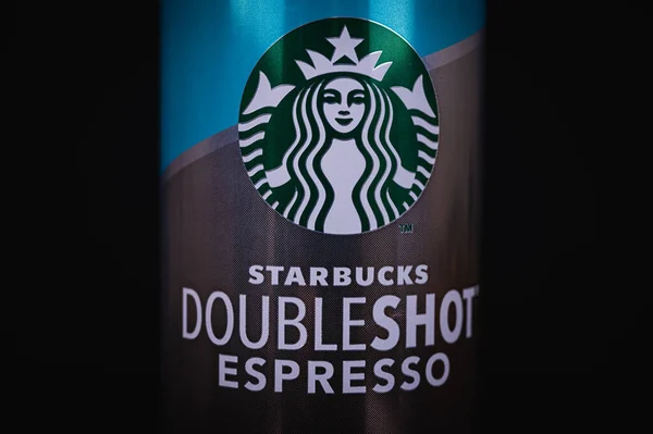 Ukraina Kota Lviv April 2022 Close Kopi Dingin Minum Starbucks — Stok Foto