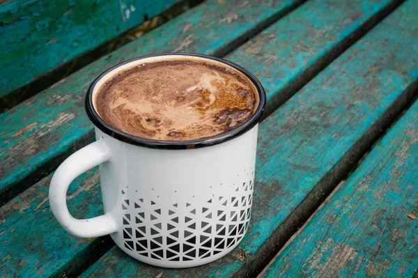 Cup Pot Coffee Enamel Wooden Rustic Table Green Surface Cozy — Stock Fotó