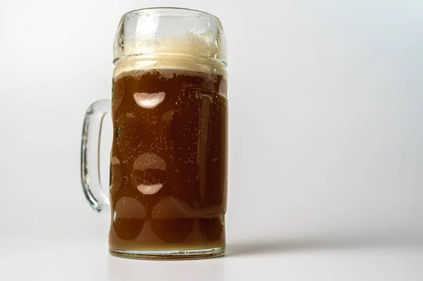 Glass Transparent Beer Mug Dark Beer Isolated Light Background — Photo