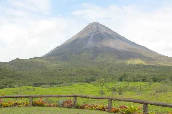 Вулкан Ареналь в Коста-Рике — стоковое фото
