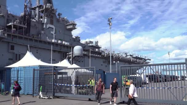Helsinki Finlandiya Aug 2022 Uss Kearsarge Birleşik Devletler Donanması Bağlı — Stok video