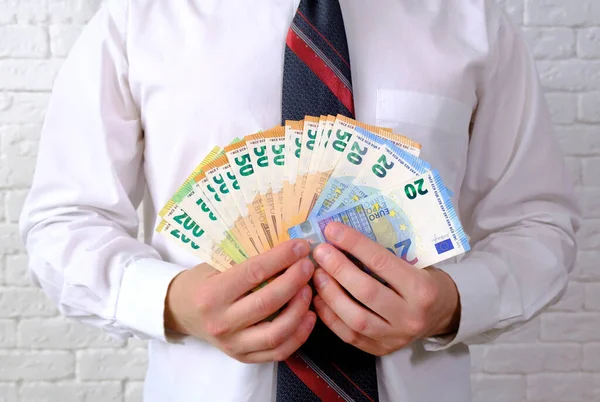 Empresário Com Dinheiro Mãos Com Notas Euro — Fotografia de Stock