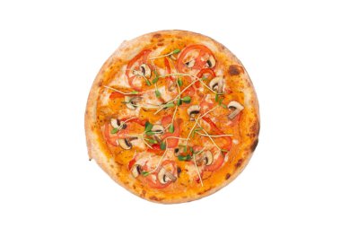 Mozzarella peynirli pizza, domates sosu, mantar, kırmızı biber ve beyaz arka planda izole edilmiş taze bezelye filizleri. Üst Manzara. Boşluğu kopyala