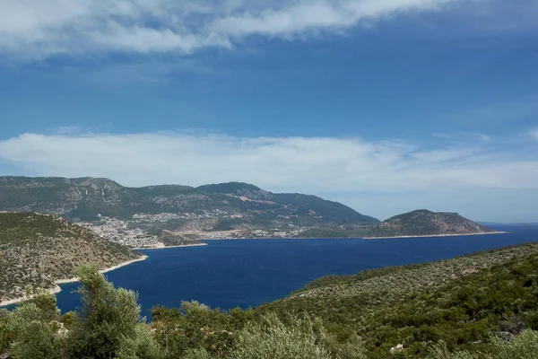 Kalkan Limanı - Antalya ilinin Türk Akdeniz kıyısında küçük bir kasaba, Türkiye