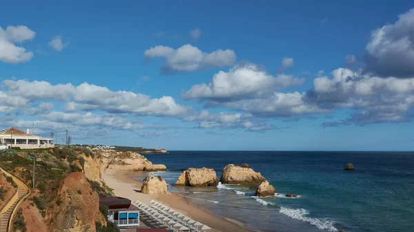 Schöner Strand Praia Dos Tres Castelos Der Nebensaison Frühling Portimao — Stockfoto