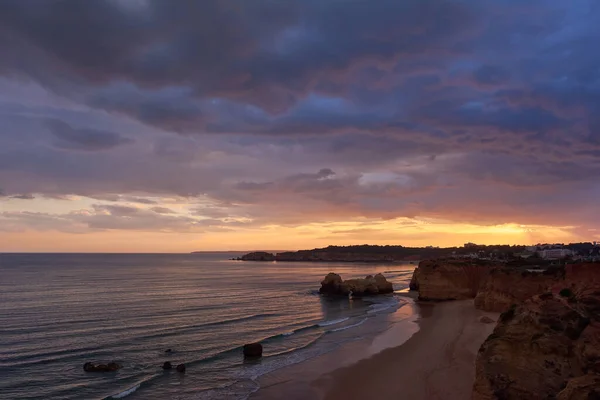 Драматичне Небо Заході Сонця Над Атлантичним Океаном Praia Dos Careanos — стокове фото