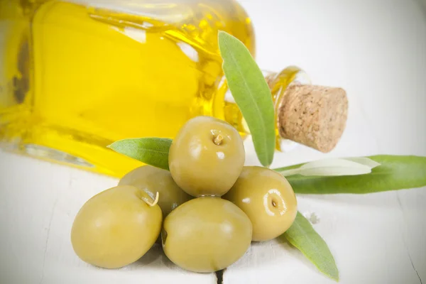 Natural olives — Stock Photo, Image