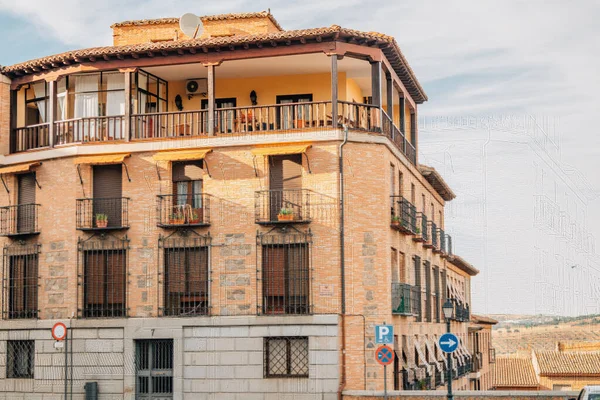 Populärt Arkitekturhus Staden Toledo Spanien — Stockfoto