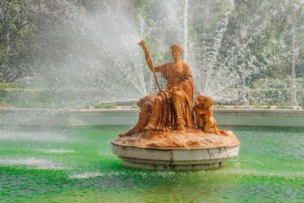 Fontaine Dans Jardin Île Aranjuez Madrid Espagne — Photo