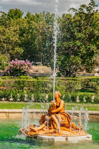 Island Garden Aranjuez Madrid Ornamental Fountain — Stock Photo, Image