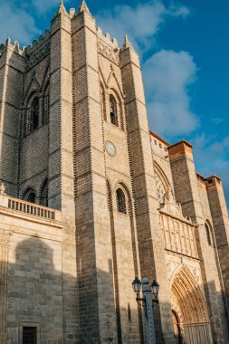 İspanya 'daki Avila katedralinin ayrıntıları ve manzarası