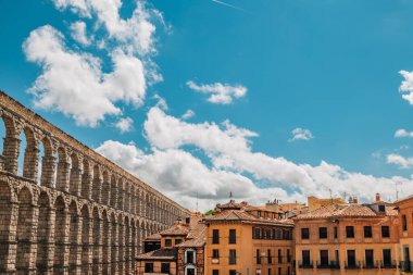 Segovia şehrinde su kemeri, İspanya