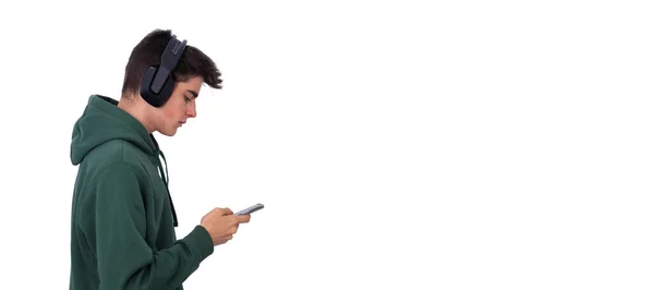 Geïsoleerde Tiener Met Hoofdtelefoon Mobiele Telefoon — Stockfoto