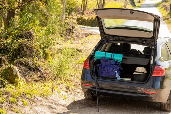 Maletero Coche Con Equipaje Viaje Excursión — Foto de Stock