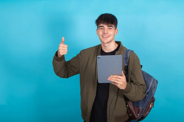 Estudiante Aislado Con Tableta Portátil — Foto de Stock