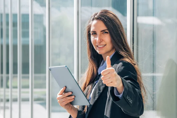 Mujer Negocios Con Tableta Digital Computadora — Foto de Stock