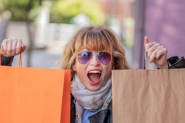 Happy Middle Aged Woman Shopping Bags — Stok fotoğraf