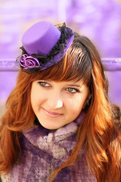 Lady with lavender hat — Stock Photo, Image