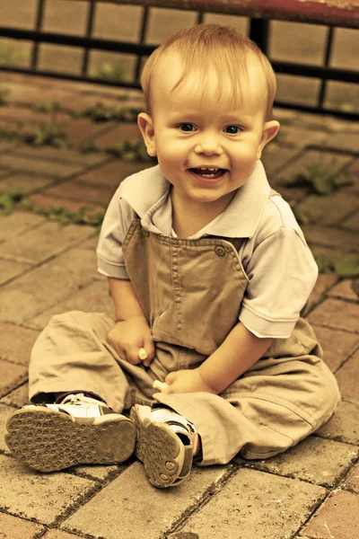 Bebê sorridente — Fotografia de Stock