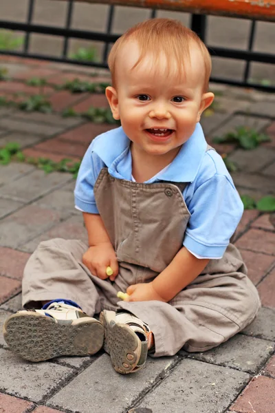 Bébé sourire — Photo