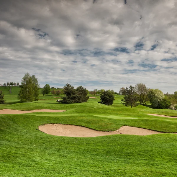 Бункери на полі для гольфу в Чехії — стокове фото