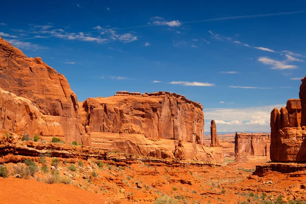 Belles formations rocheuses dans le parc national des Arches, Utah, États-Unis — Photo