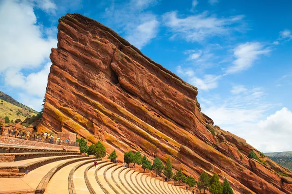 Berühmte rote felsen amphitheater in denver — Stockfoto