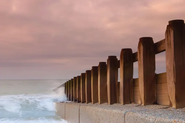 Ocean,england,sea,breakwater,sunset,hastings,wood, — Stock Photo, Image