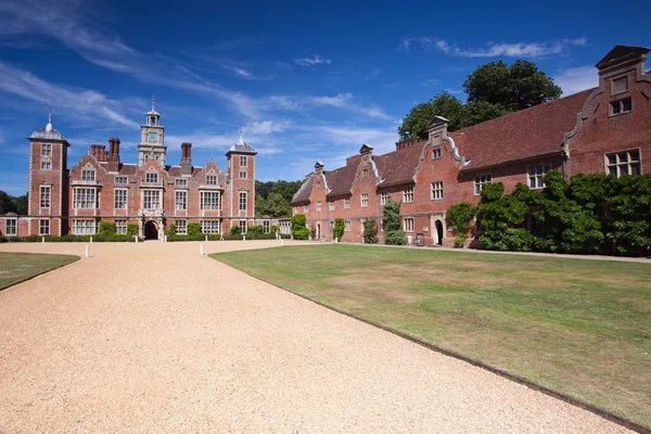 Blickling hall, drottning, england, historia, berömda, trädgård, landmark — Stockfoto