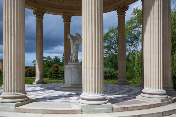 The detail of Temple of Love in Versailles — Stock Photo, Image