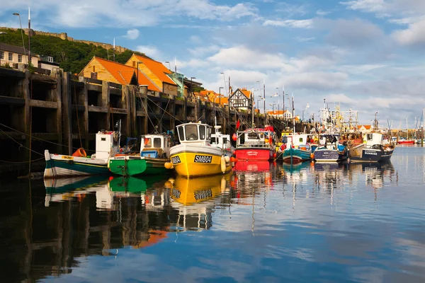 Typical fishing boats in the Scarborough harbor — Stock Photo, Image