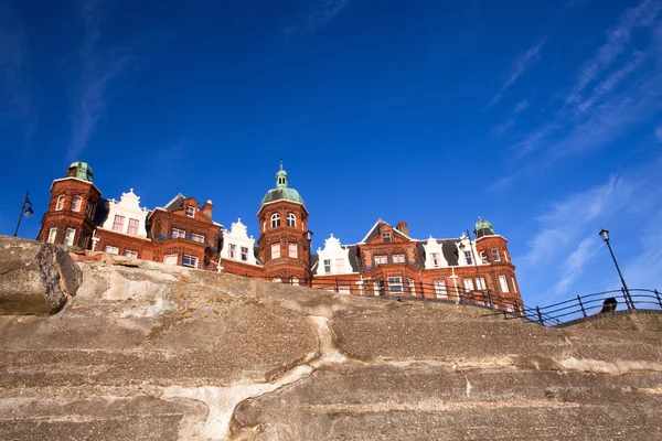 The typical victorian old house on the coast in Cromer — Stock Photo, Image