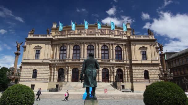 Rudolfinum i Prag — Stockvideo