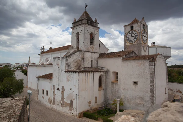 Church of Santa Maria do Castelo before storm,,Tavira, Algarve, — Stock Photo, Image