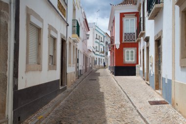 Mağribi elemanları ile tarihi mimarisi