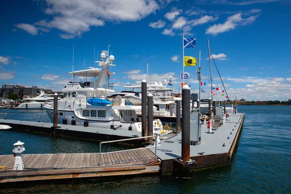 Boston Usa Lipca 2016 Wstęp Boston Waterboat Marina Obiekt Boston — Zdjęcie stockowe