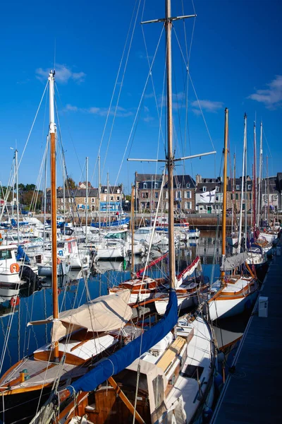 Paimpol Frankrike Oktober 2021 Yacht Hamn Paimpol Frankrike Paimpol Kommun — Stockfoto