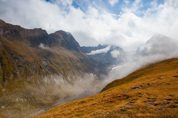 Hoge Bergen Obergurgl Het Een Dorpje Otztaler Alpen Oostenrijk Gelegen — Stockfoto