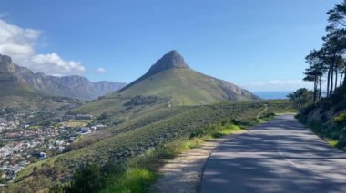 Güneşli bir günde Signal Hill 'den Cape Town manzarası, Güney Afrika