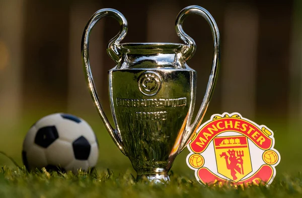 August 2021 Manchester Manchester United Football Club Emblem Uefa Champions — Stockfoto