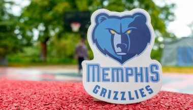 15 Eylül 2021, Memphis, ABD spor sahasındaki Memphis Grizzlies basketbol kulübünün amblemi..