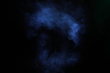 Mavi ışıkta duman