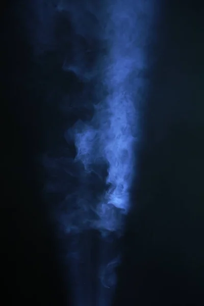 Füst Kék Fényben — Stock Fotó